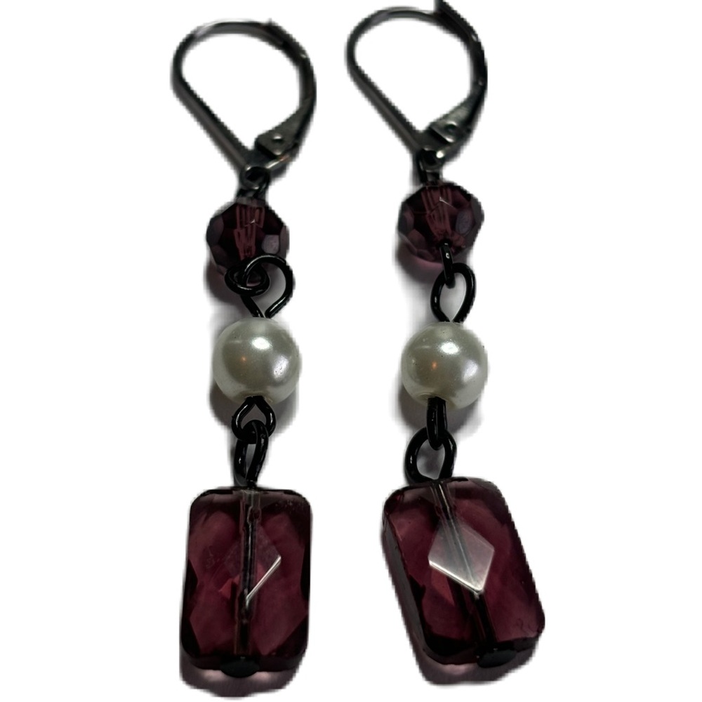 NWOT Premier Designs Dangle Earrings